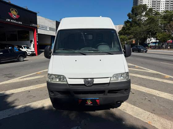 PEUGEOT BOXER 2.3 HDI 330 FURGÃO MÉDIO 8V DIESEL 3P MANUAL PEUGEOT BOXER 2.3 HDI 330 FURGÃO MÉDIO 8V DIESEL 3P MANUAL